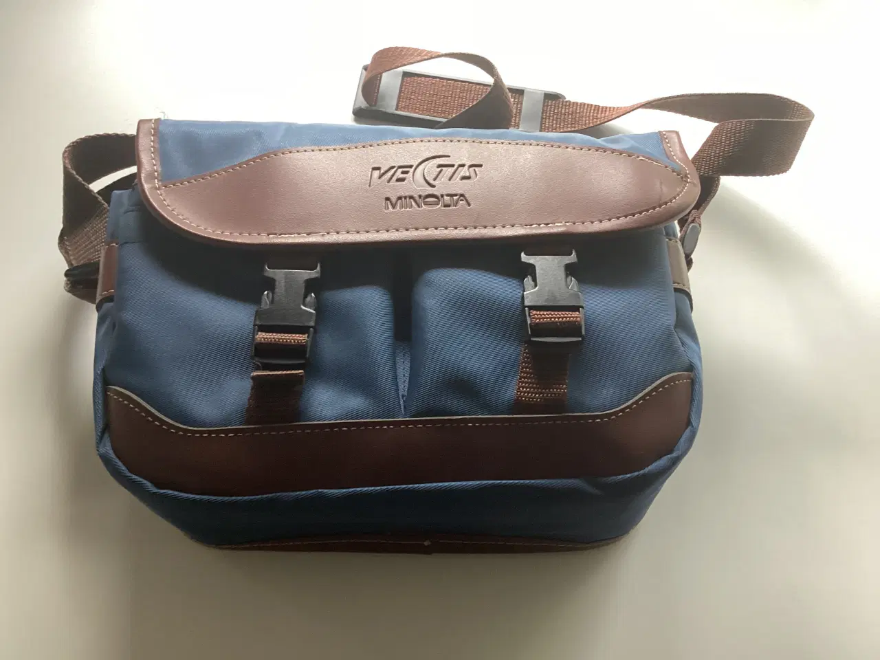 Billede 1 - Meget pæn MINOLTA VECTIS Fototaske