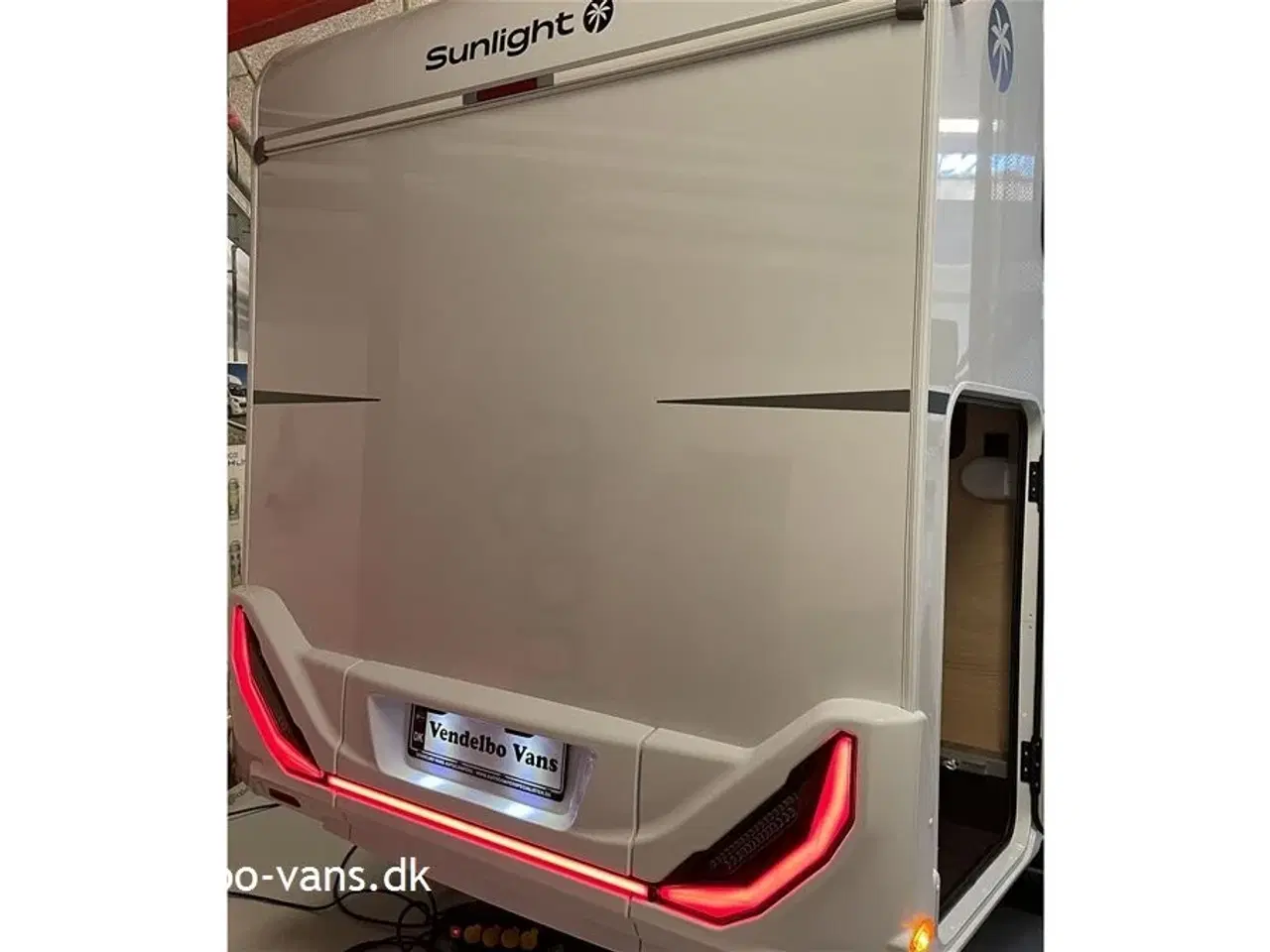 Billede 3 - 2024 - SunLight VAN V66 Adventure Edit   Sunlight Van en hybrid mellem Campervan og en og alm. autocamper