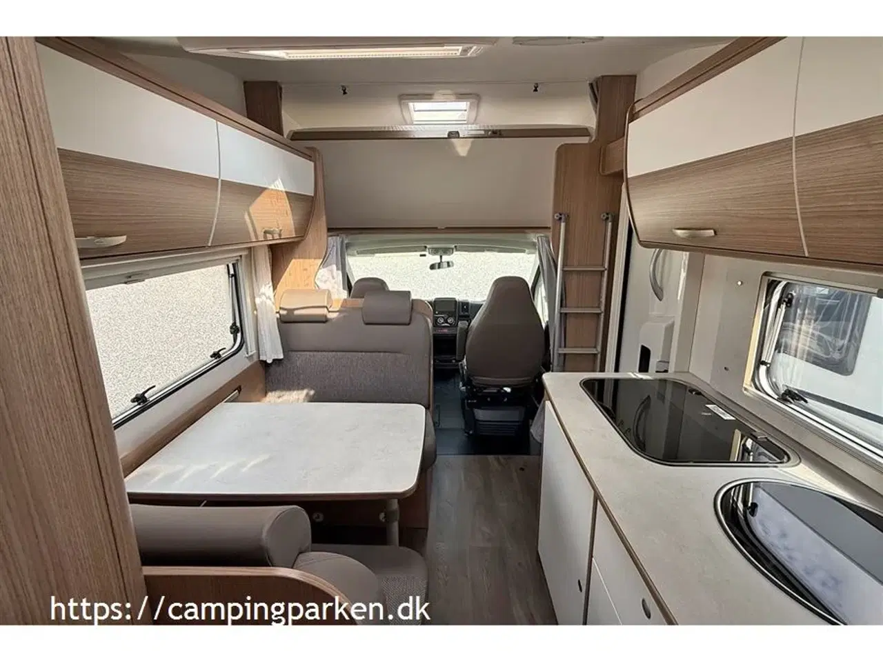 Billede 5 - 2021 - Carado A361   Perfekt vogn til hele familien, køjeseng, dobbeltseng i alkoven og opredning i siddegruppe