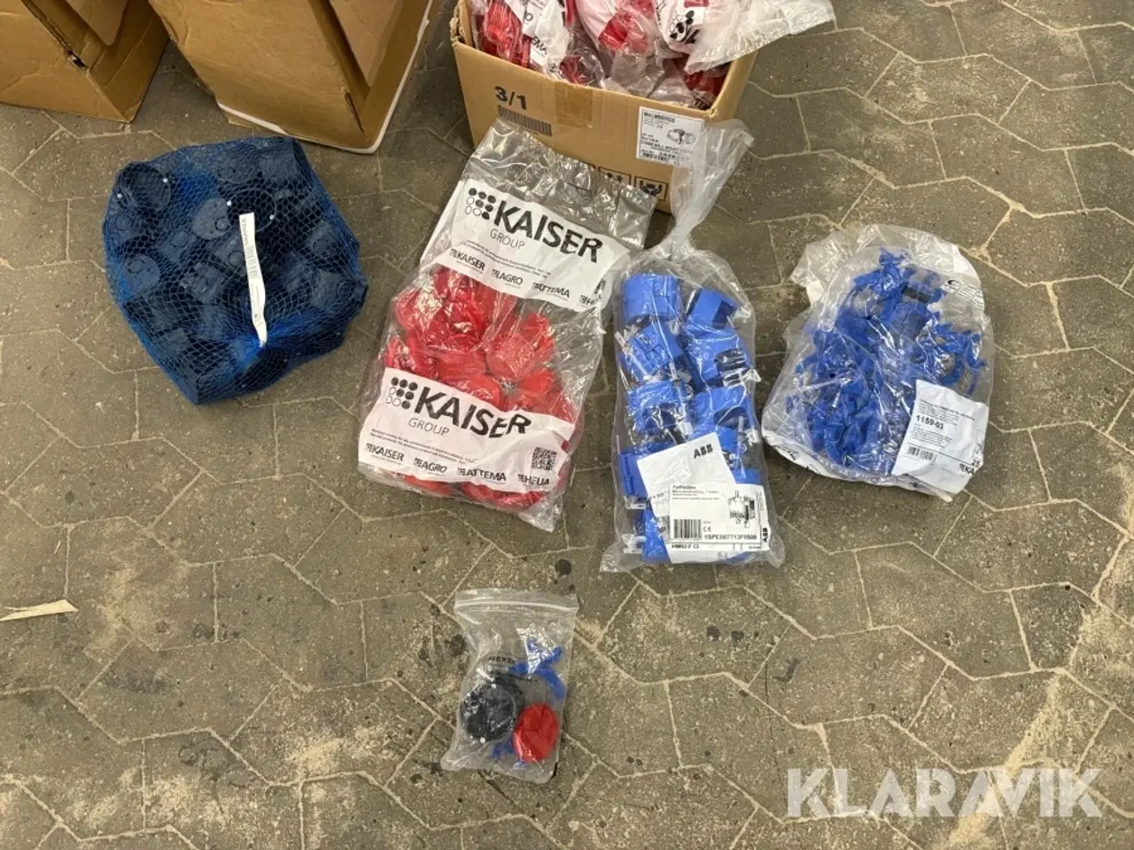 Billede 12 - Dåser & propper & tilbehør Kaiser & ABB