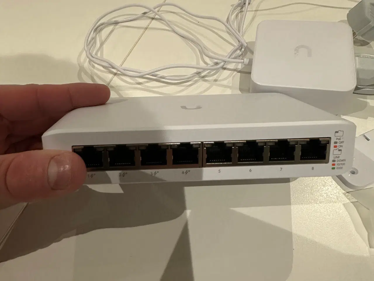 Billede 3 - Ubiquiti USW-Lite-8-POE (52W) Lite 8 PoE