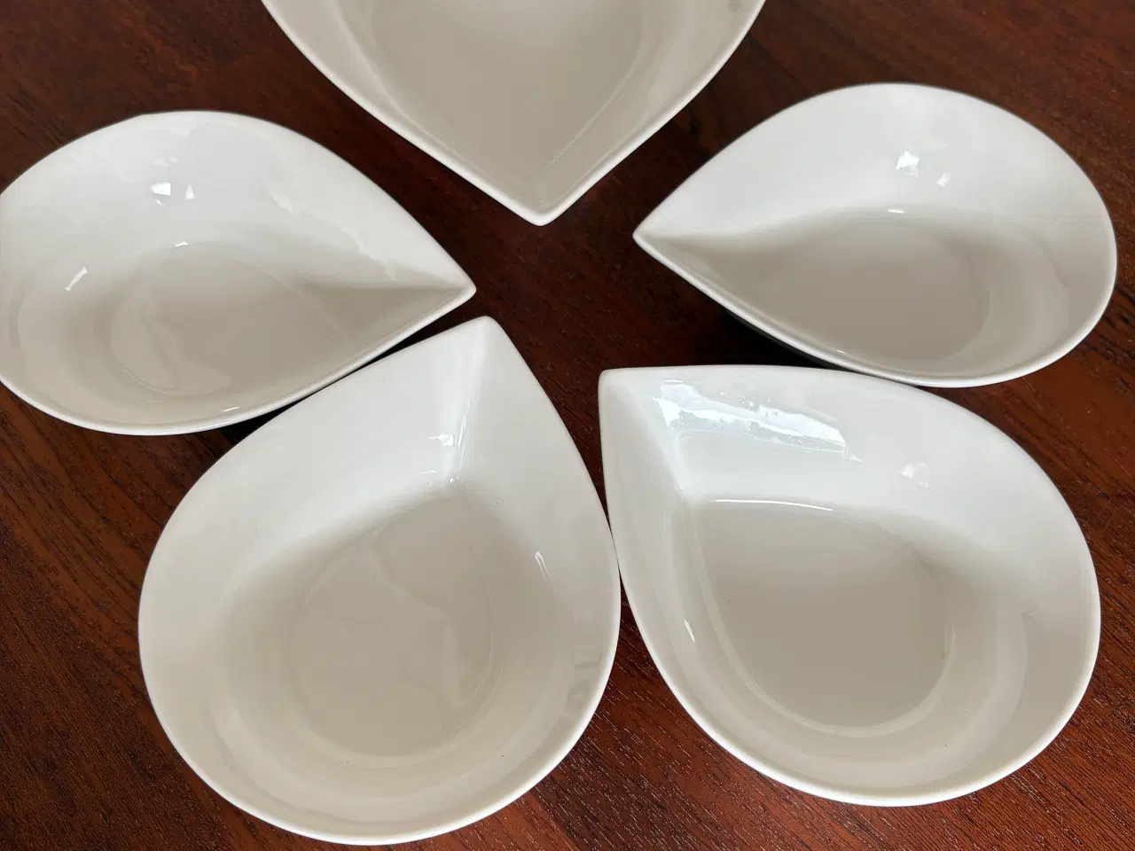 Billede 2 - Mette blomsterberg skåle