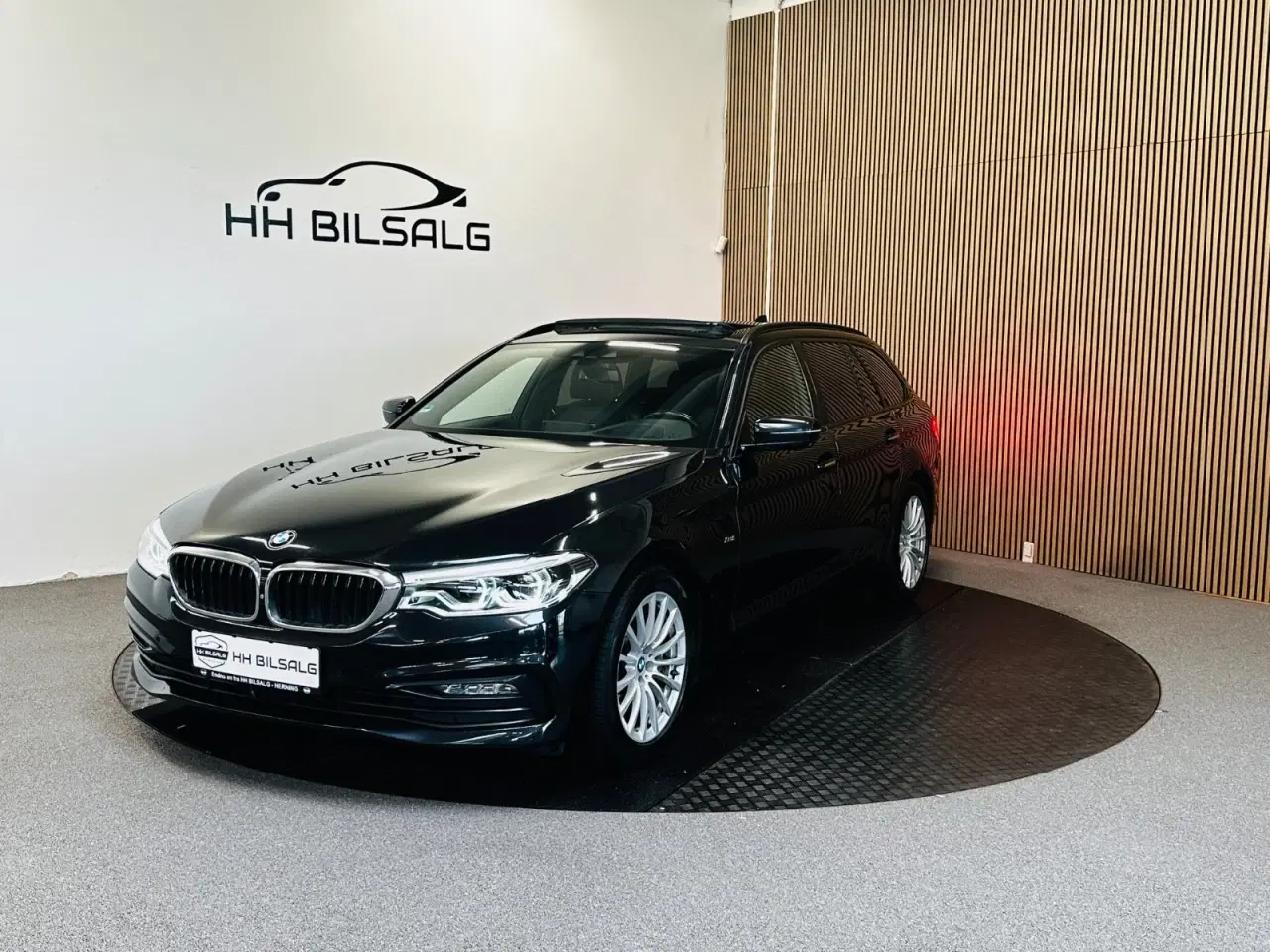 Billede 1 - BMW 530d 3,0 Touring xDrive aut.