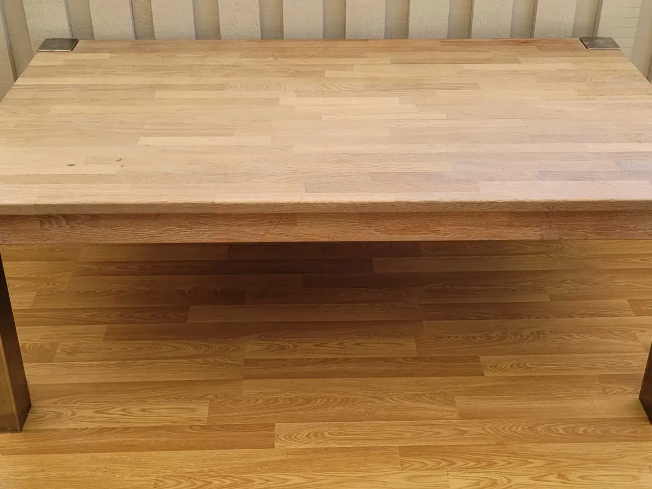 Billede 2 - Flot sofabord med bordplade i træ og ben i metal