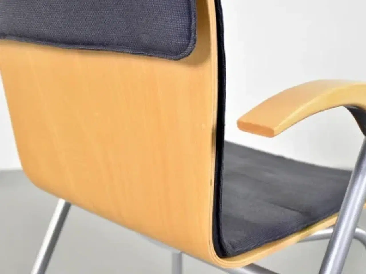 Billede 6 - Four design g2 konferencestol i grå med armlæn i bøg