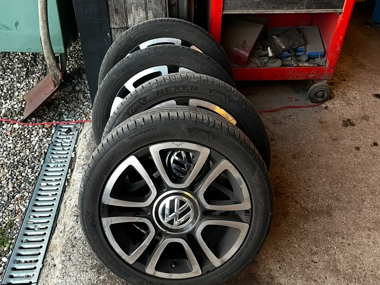 Billede 1 - VW up! Triangle 16" originale alufælge 185/50 R16.