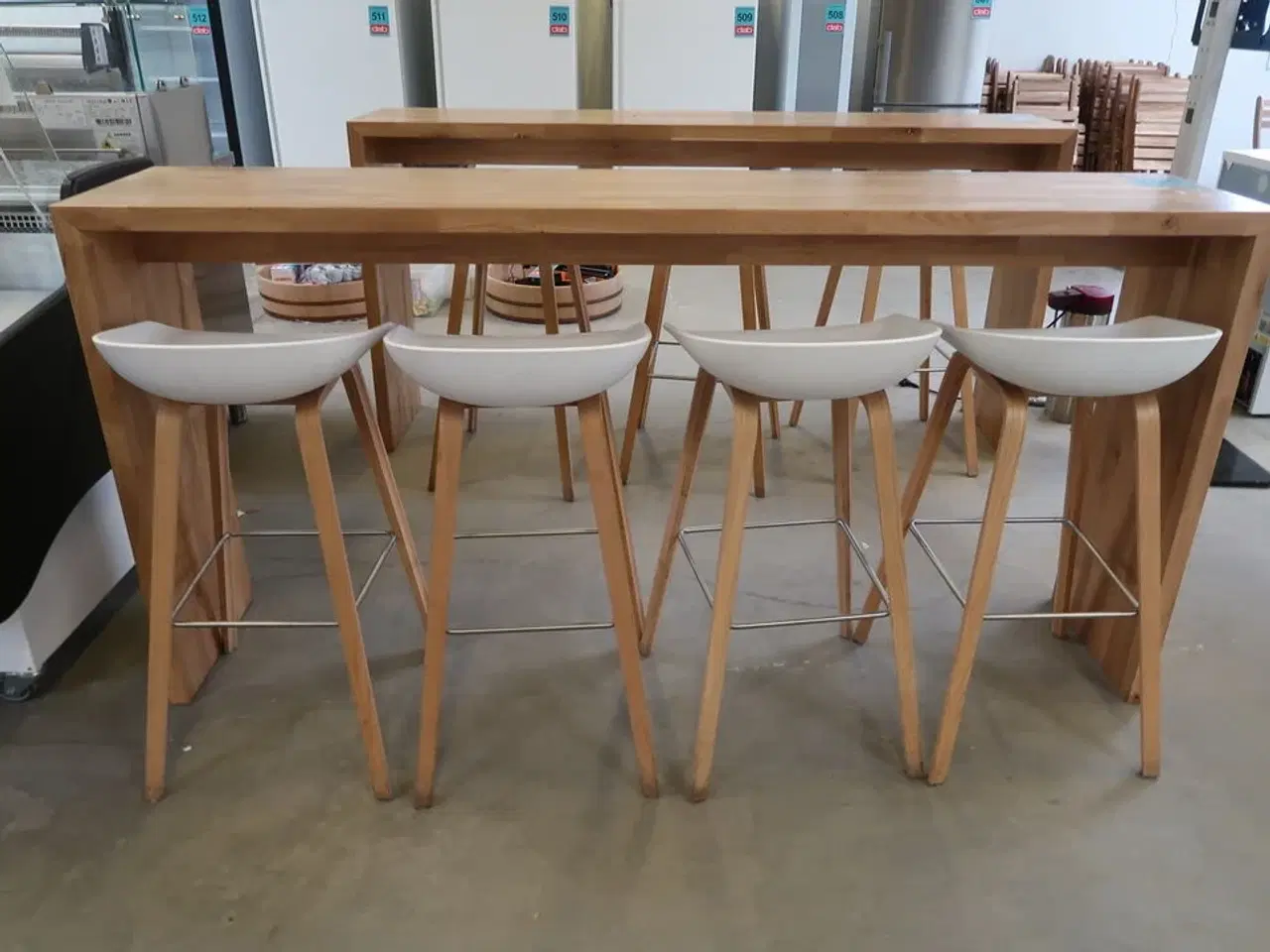 Billede 1 - Højbord med 3 barstole
