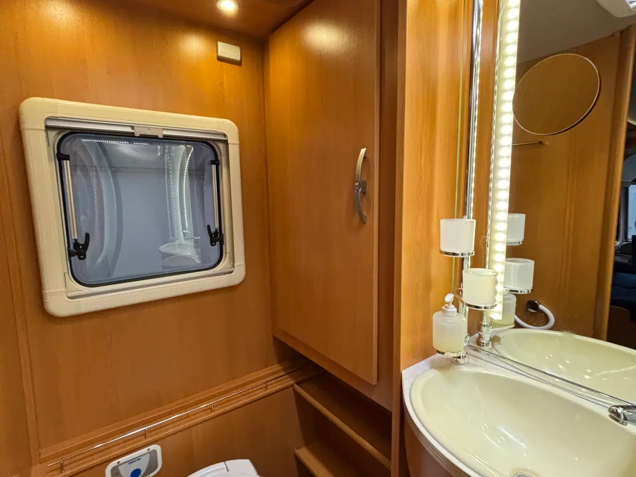 Billede 10 - Autocamper til salg- Frankia I 640 SD