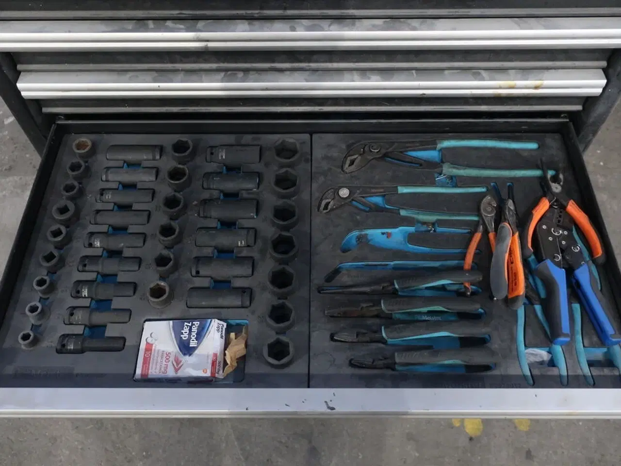 Billede 8 - Værktøjsvogn PROMEISTER med indhold
