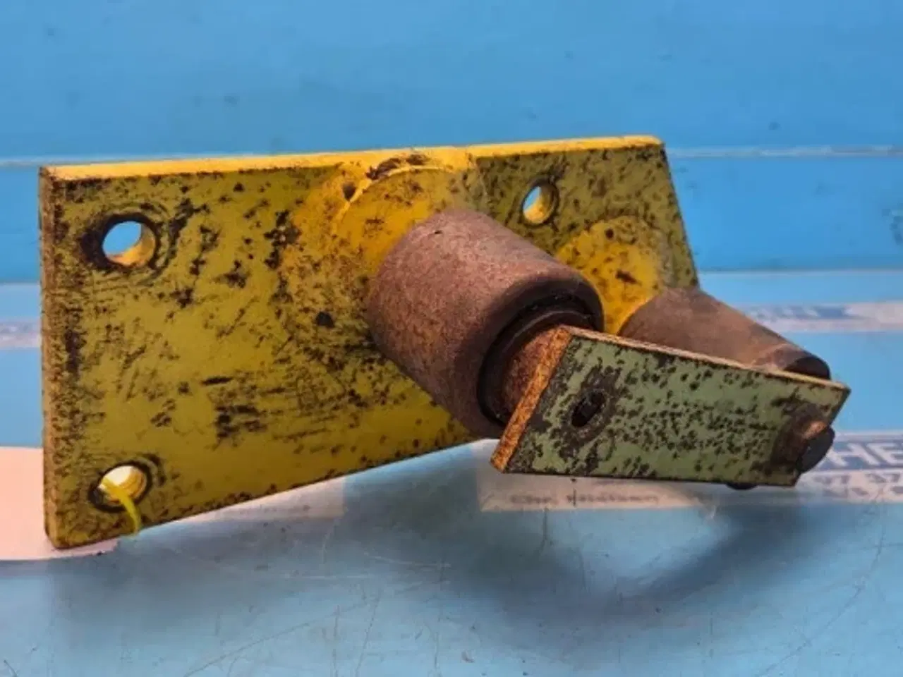 Billede 2 - New Holland TF44 Ophæng L. 80441342