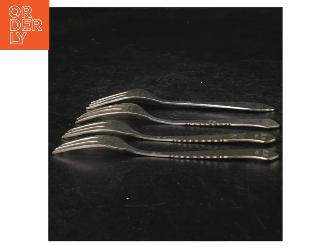 Billede 2 - 4 kagegafler, 2-tårnet sølvplet(str. 14 cm)