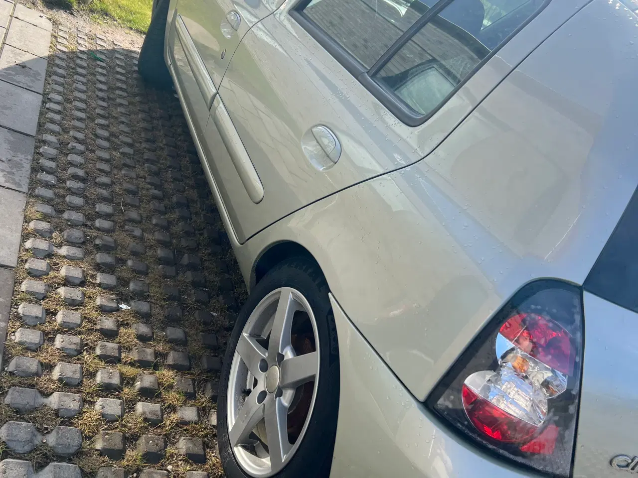 Billede 1 - Bil renualt 