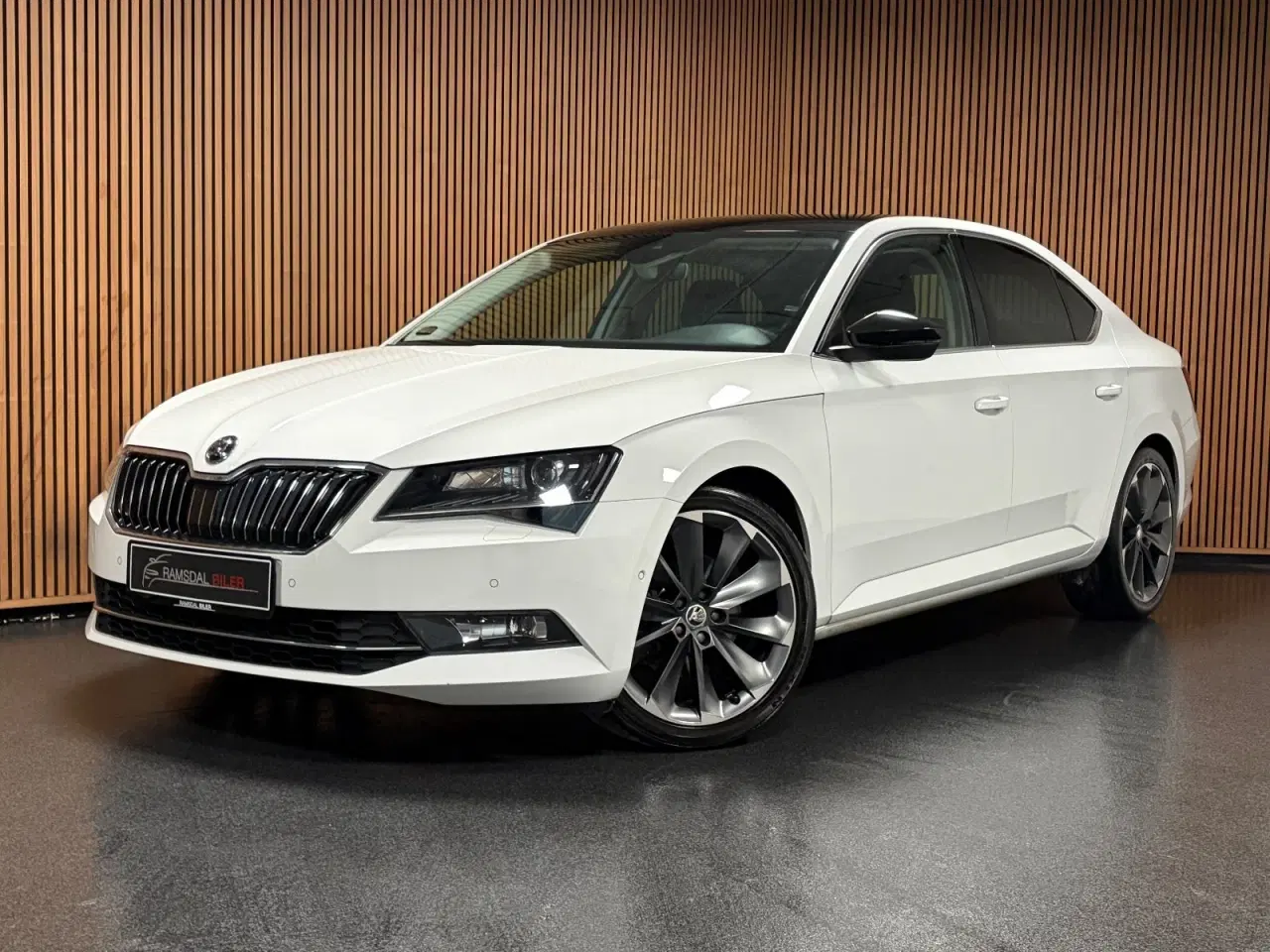 Billede 1 - Skoda Superb 2,0 TDi 150 Style DSG