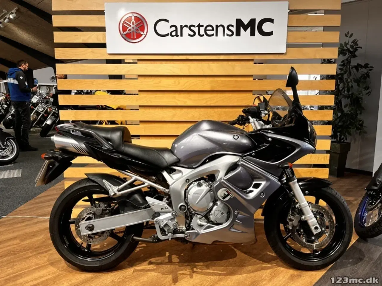 Billede 1 - Yamaha FZ6