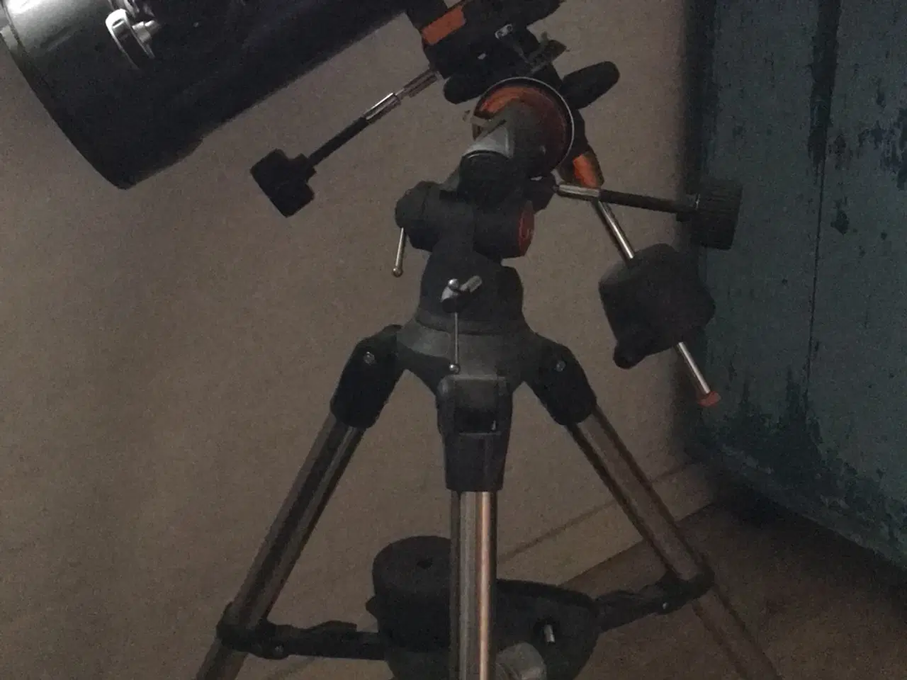 Billede 1 - Celestron Astromaster 130 stjernekikkert