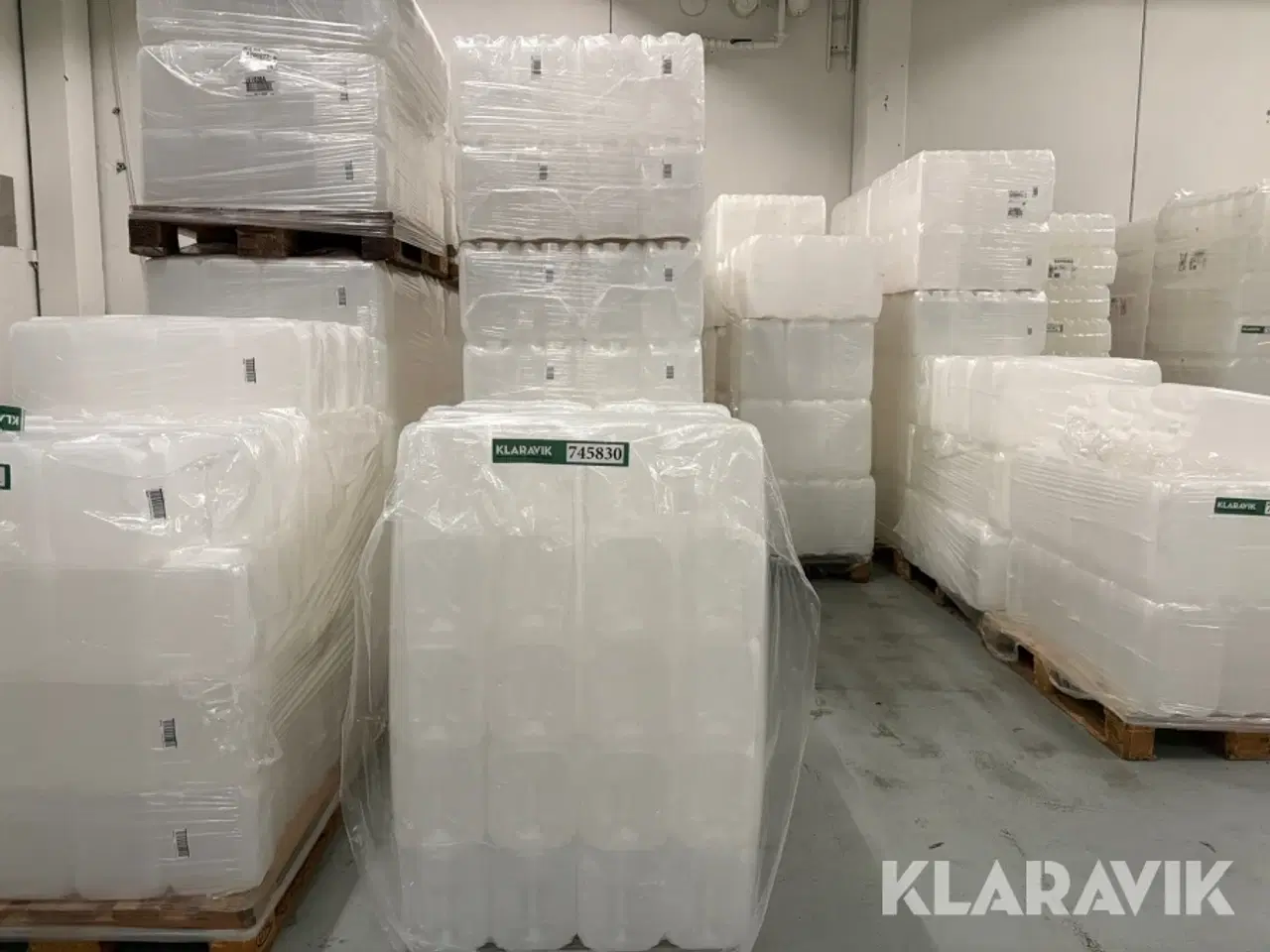 Billede 2 - Plastikflasker Verpacknungstechnik Ma.:11 - 4,5 paller af 180 stk