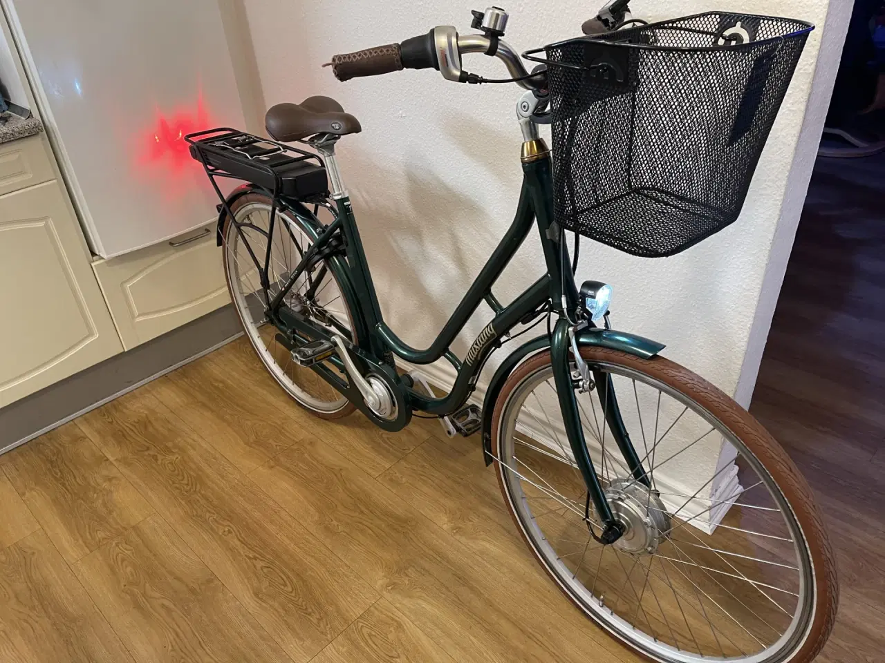 Billede 9 -  flot Mustang dame elcykel 28"  7 gear. 