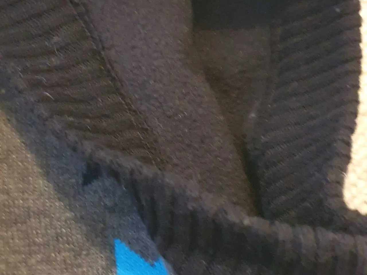 Billede 3 - Elefanthue str 98/104, tyk, dobbelt strik stjerner