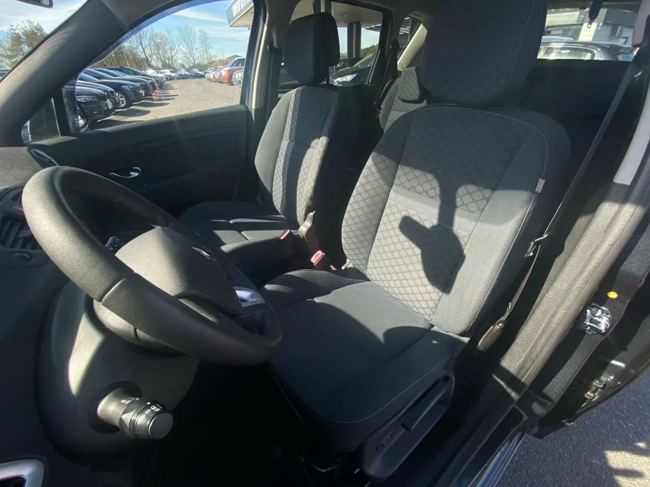 Billede 8 - Renault Scénic 1,9 DCI FAP Dynamique 130HK 6g