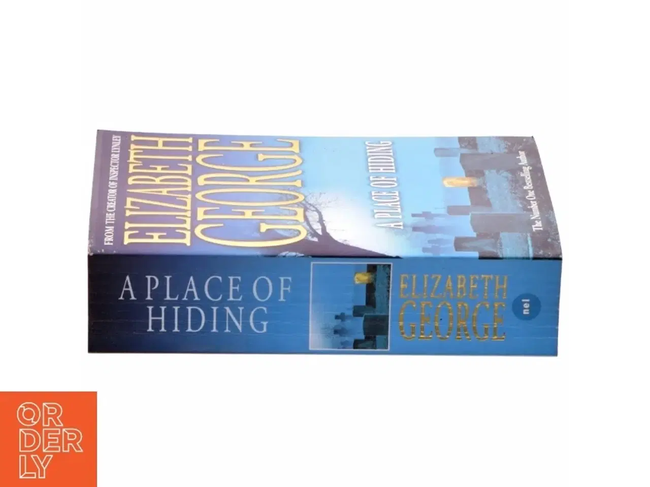 Billede 2 - A place of hiding af Elizabeth George (Bog)