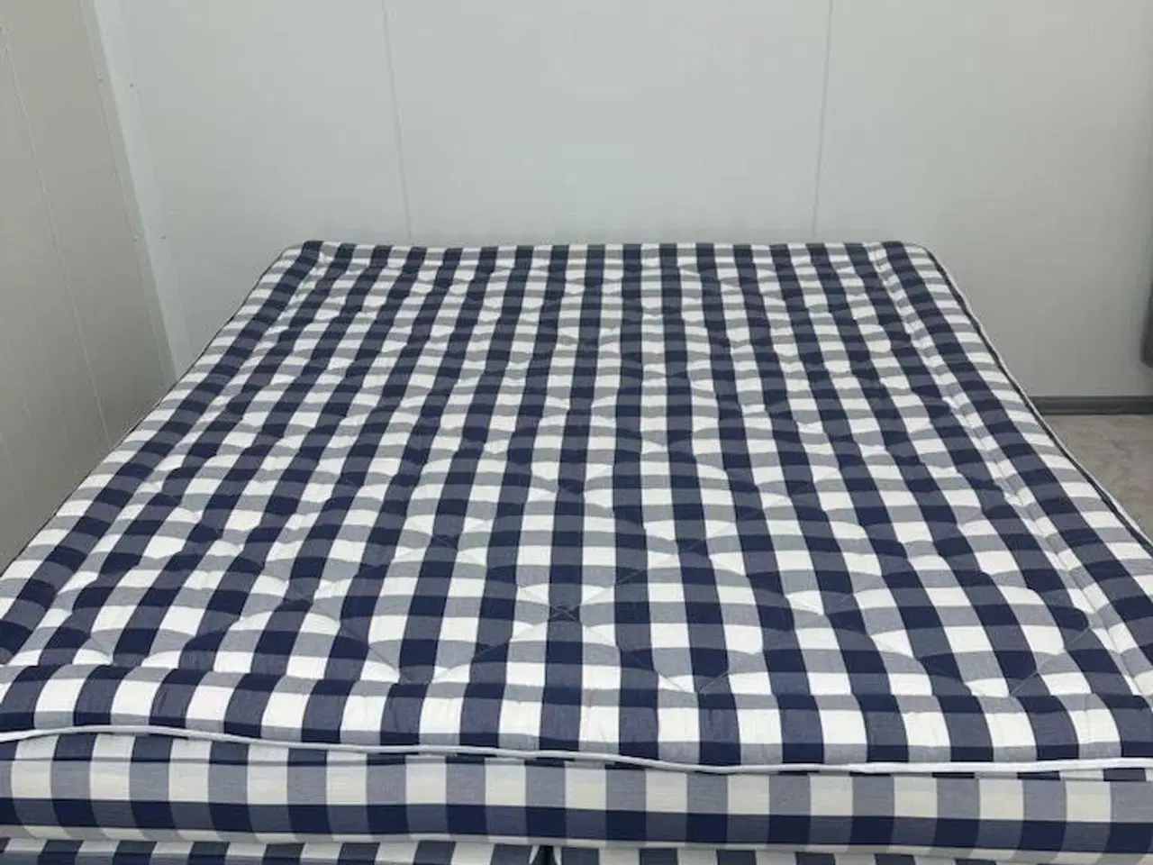 Billede 3 - Hästens Continental seng 180x200