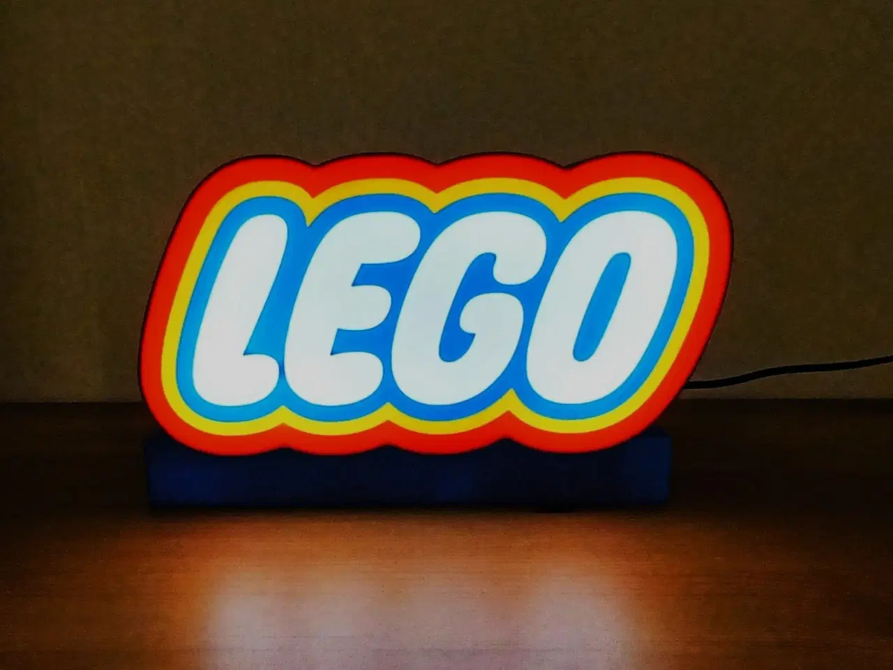 Billede 1 - Sjov LED Lampe med Logo Blå / Hvid / Gul / Rød 