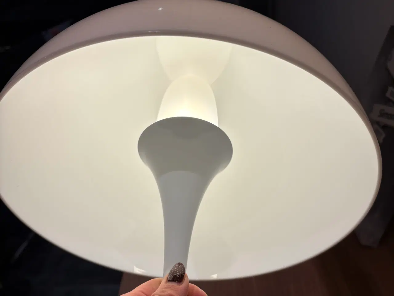 Billede 2 - Bord lampe fra Louis Poulsen 