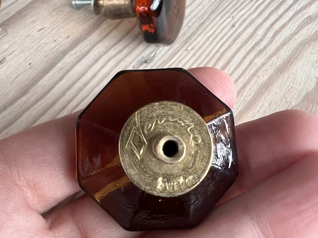 Billede 3 - 10 Vintage glasknopper med messing 