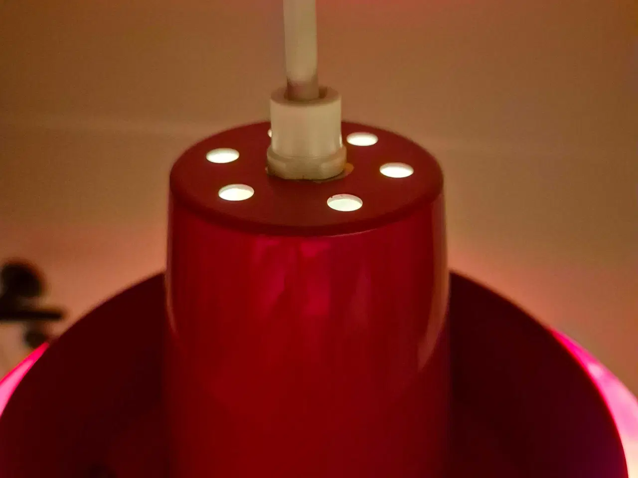 Billede 6 - Knaldrød klassisk retrolampe 