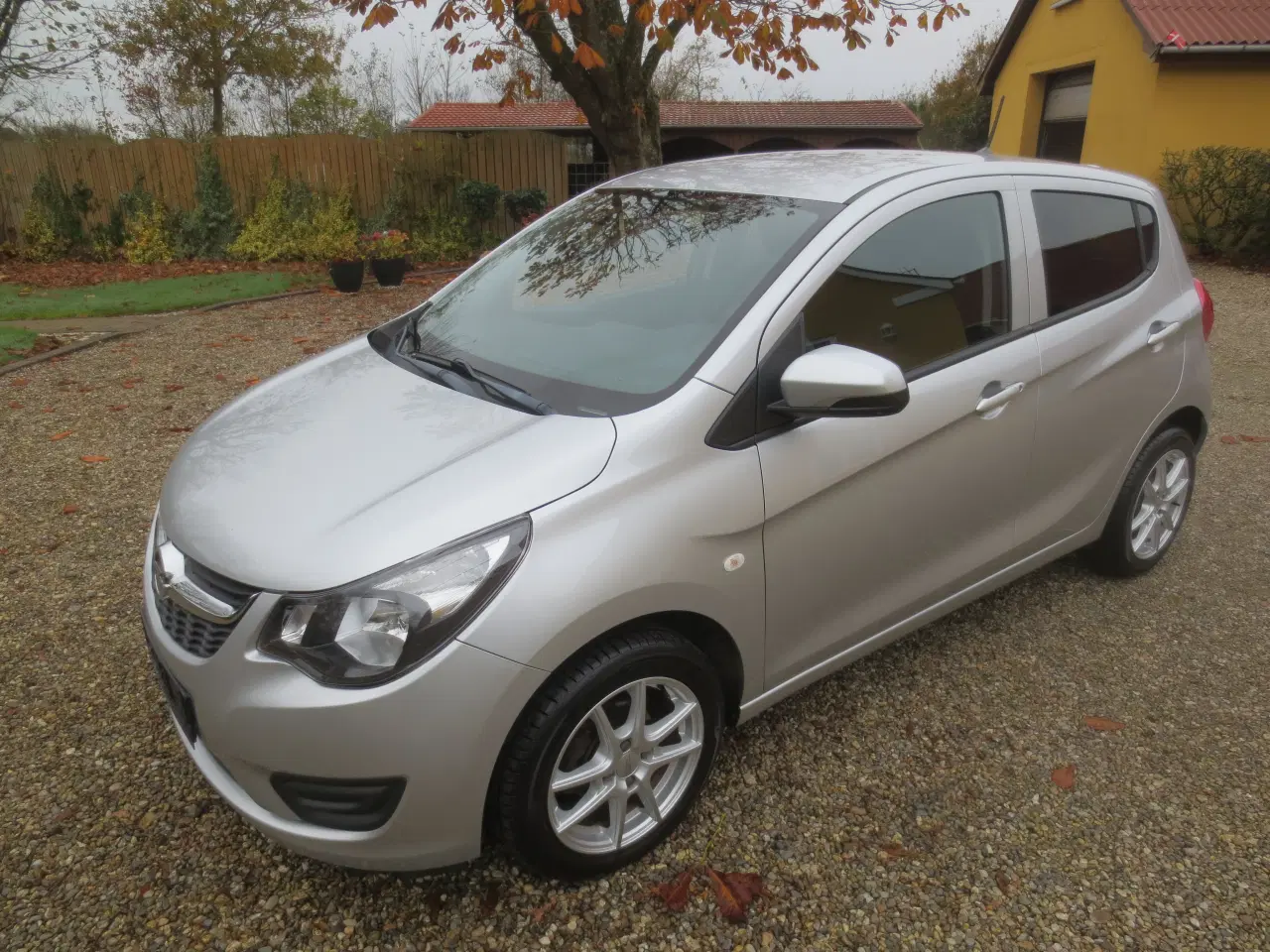 Billede 1 - Opel Karl 1.0 i 75 Hk Årg 2016. Km 104.