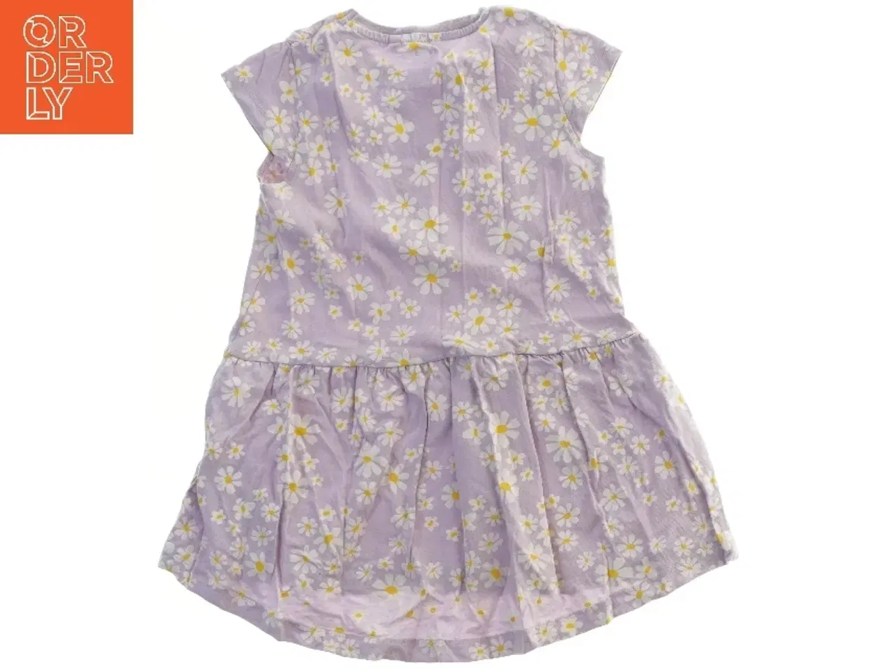 Billede 2 - Lilla kjole med blomster  (str. 104)