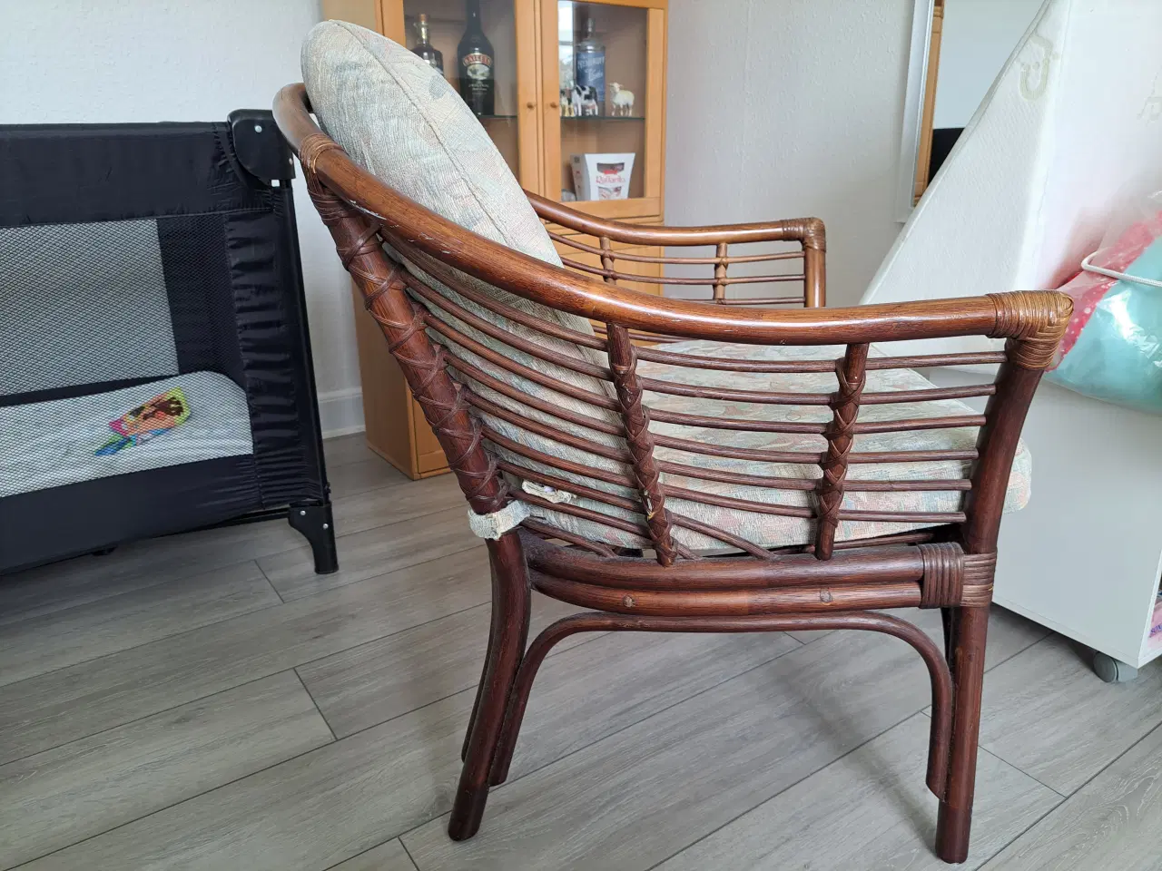 Billede 5 - Flot gammel lænestol 75x75x70