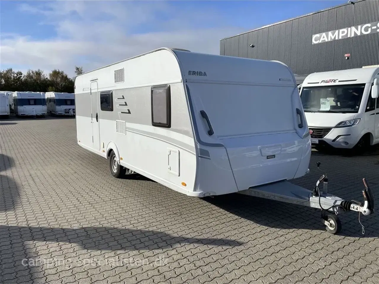 Billede 2 - 2015 - Hymer Eriba Exciting 560 FAMILIE   Pæn og velholdt familievogn - Hymer Eriba Exciting 560 fra 2015 - Kan nu opleves hos Camping-Specialisten i Silkeborg