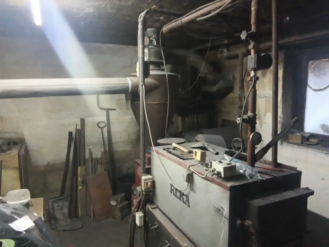 Billede 5 - Reka kedel med stoker til piller og til halm