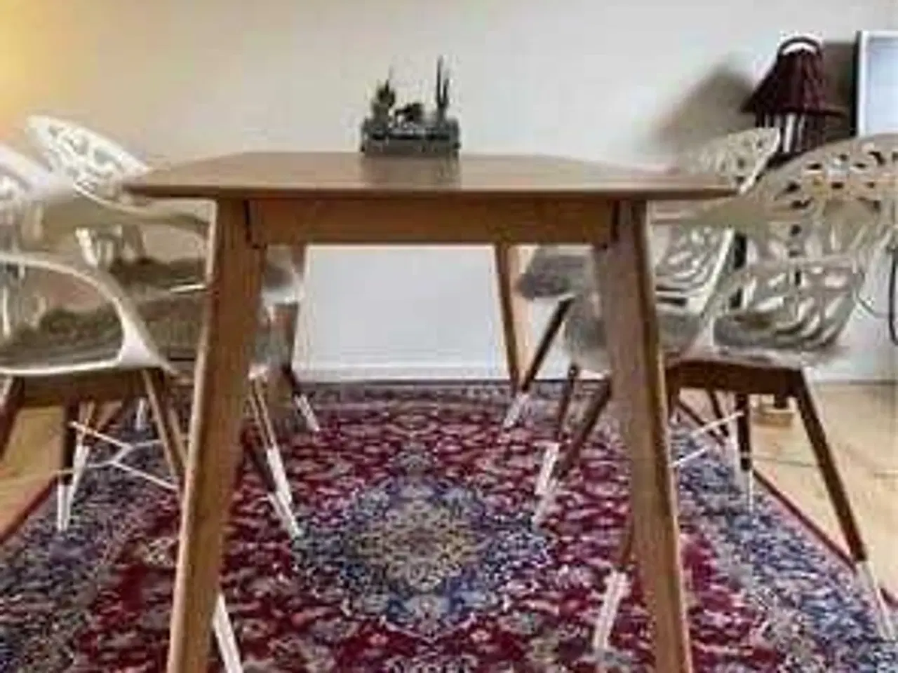 Billede 2 - Lækkert cirrus spisebord 