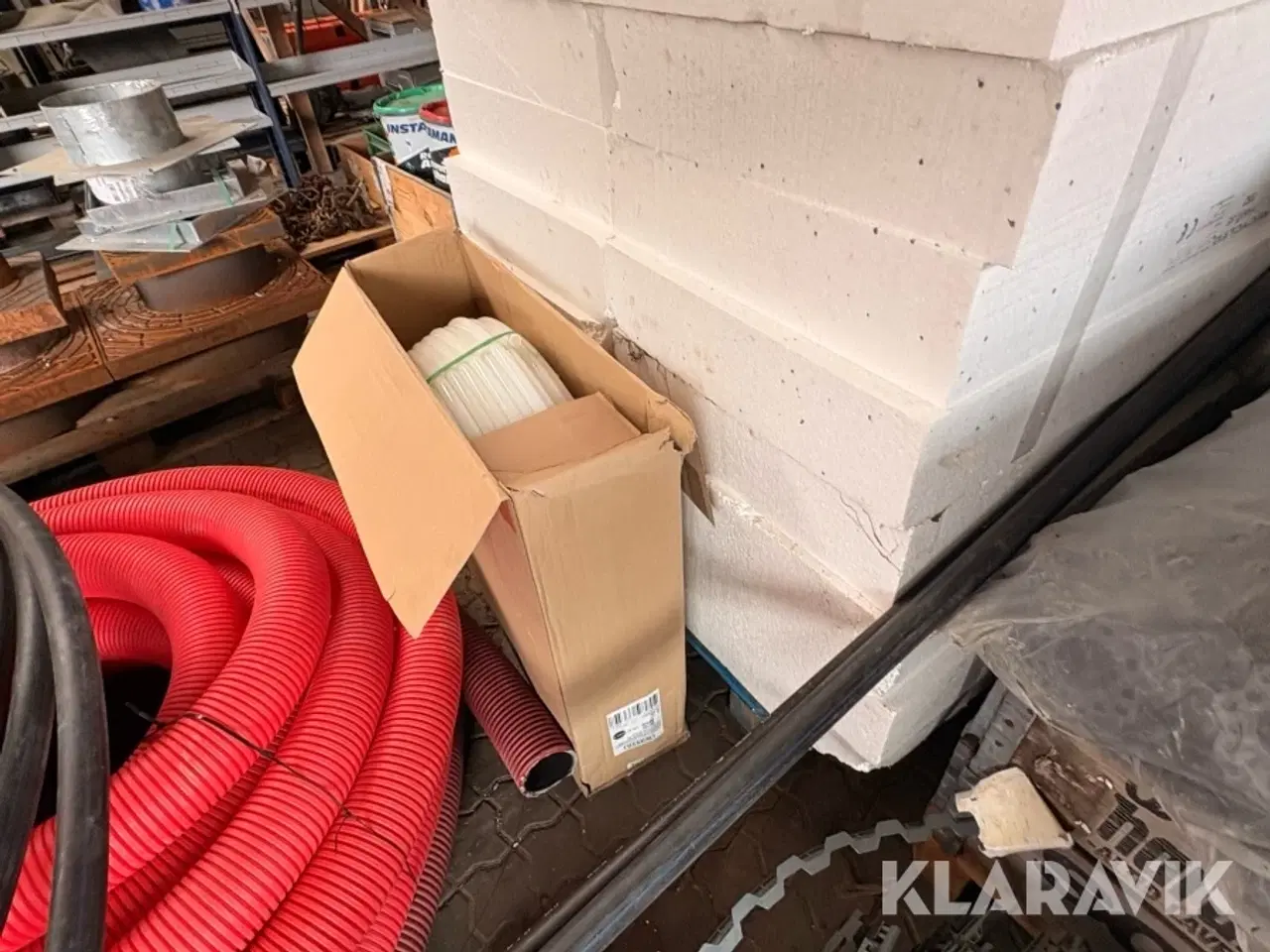 Billede 10 - Diverse betonjutter Sundolitt isoleringsplader gulvvarmeslanger med tilbehør