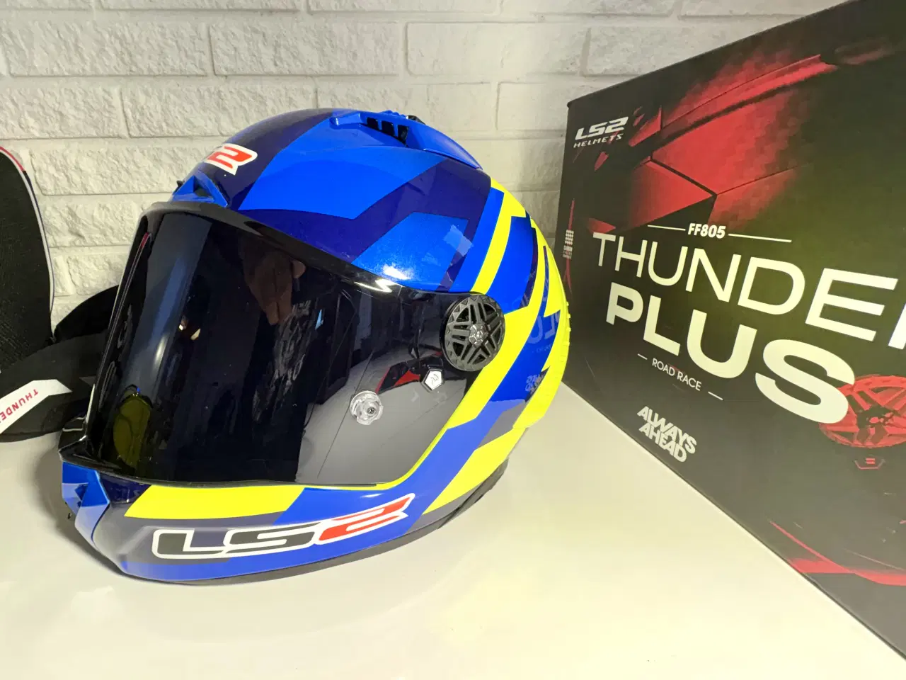 Billede 2 - LS2 Hjelm Topmodel
