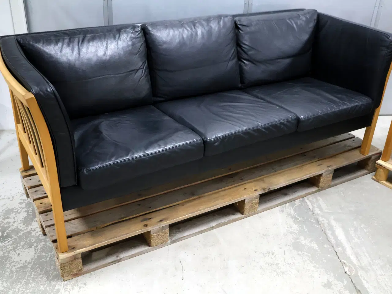 Billede 6 -  Stouby sofagruppe i sort læder