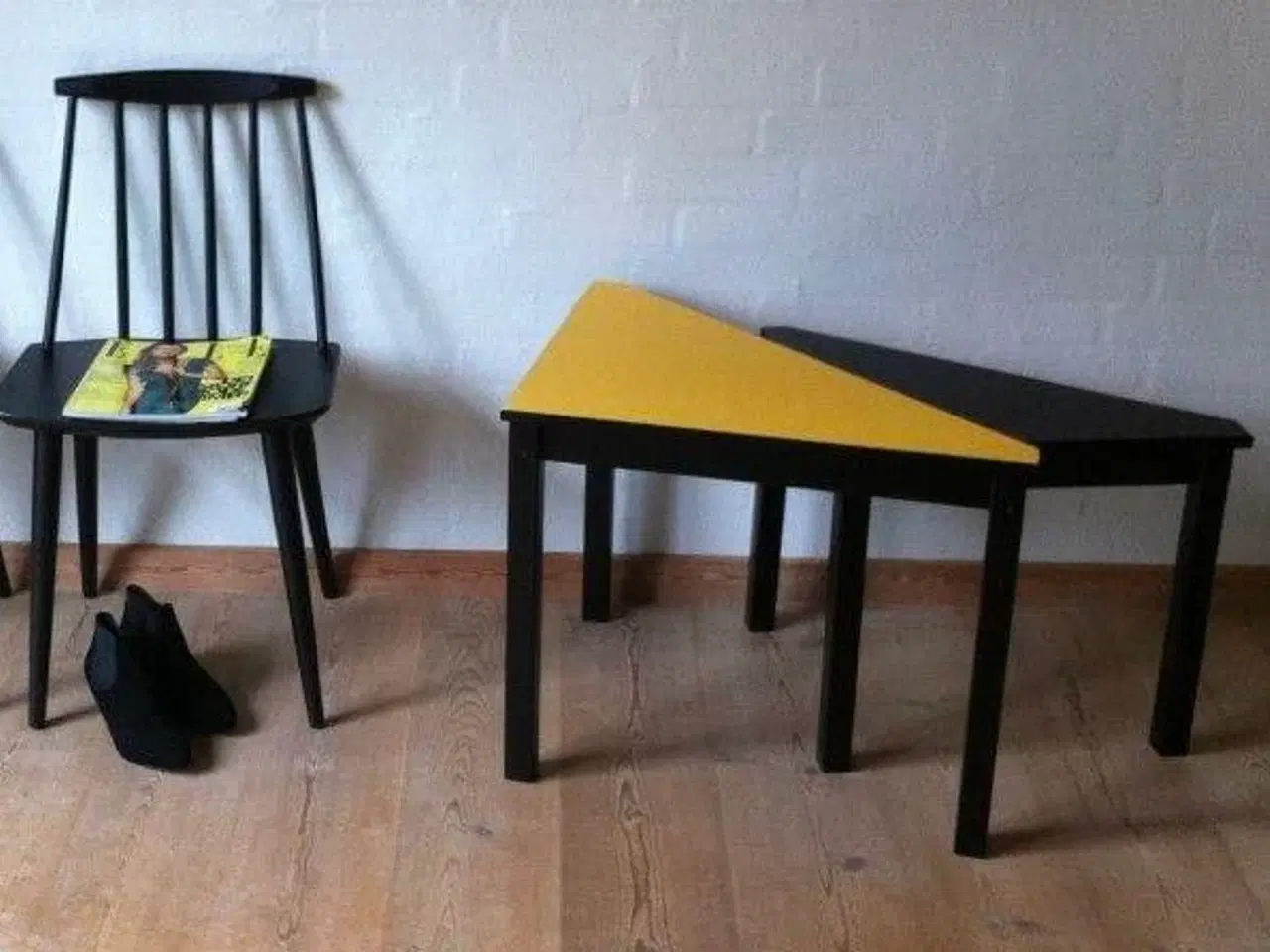 Billede 1 - Trekantet bord-KØRER FRA ODDER TIL AALBORG IDAG