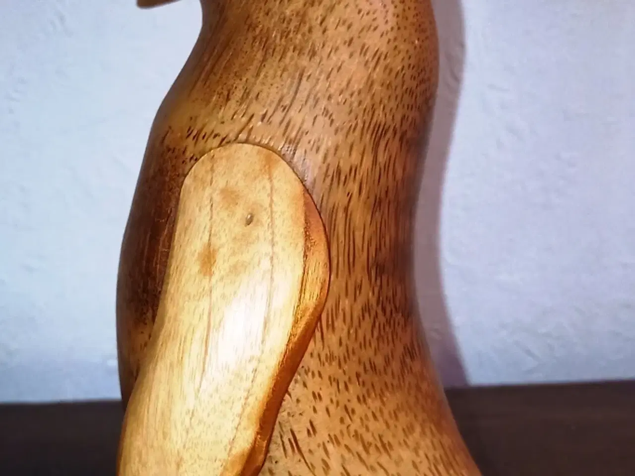 Billede 2 - Sælger smuk træpingvin