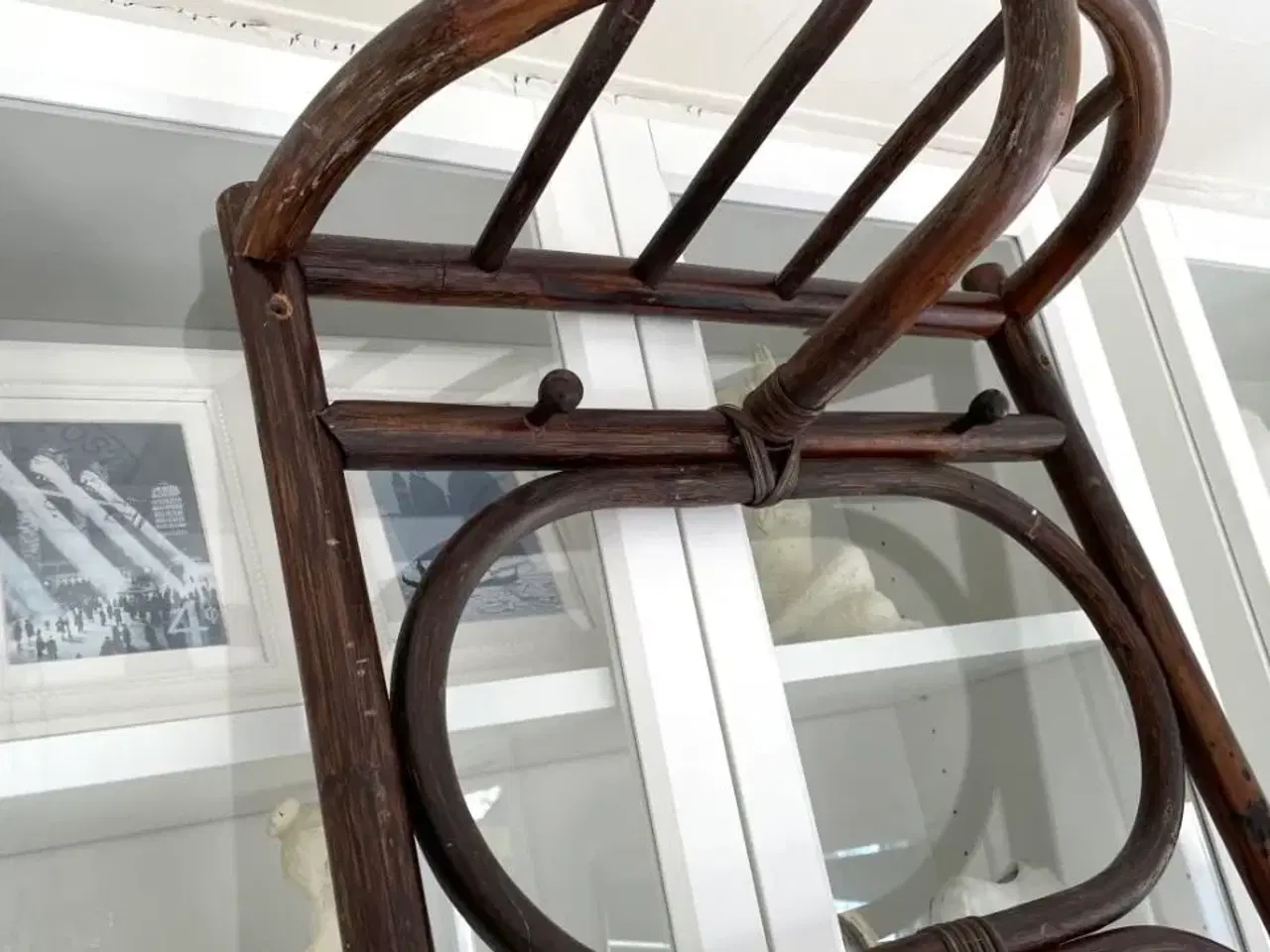 Billede 2 - Vintage garderobe stativ i bambus ( knagerække) 