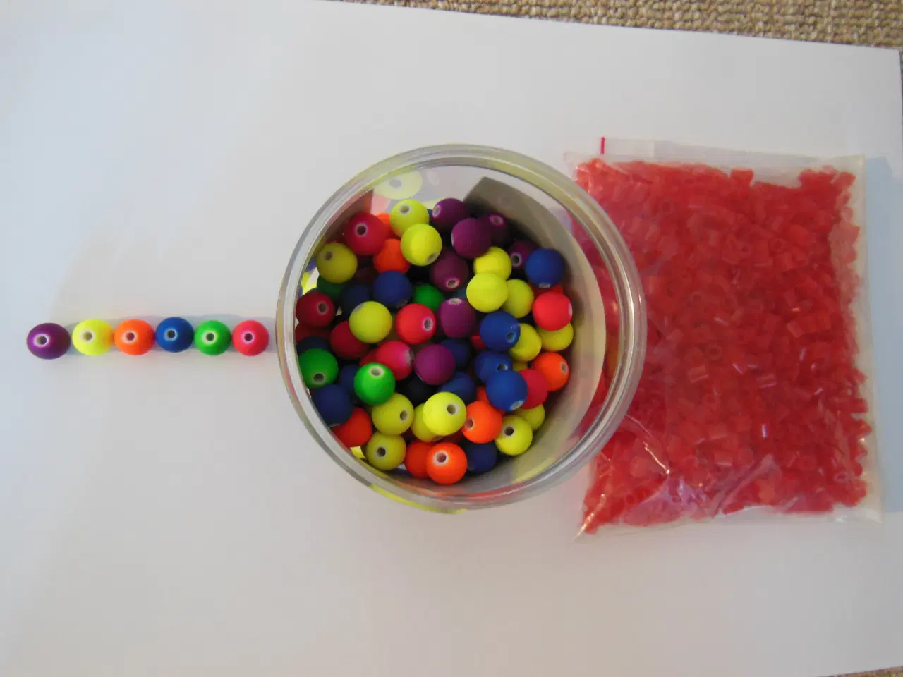 Billede 1 - Forskellige perler til 25 kr.