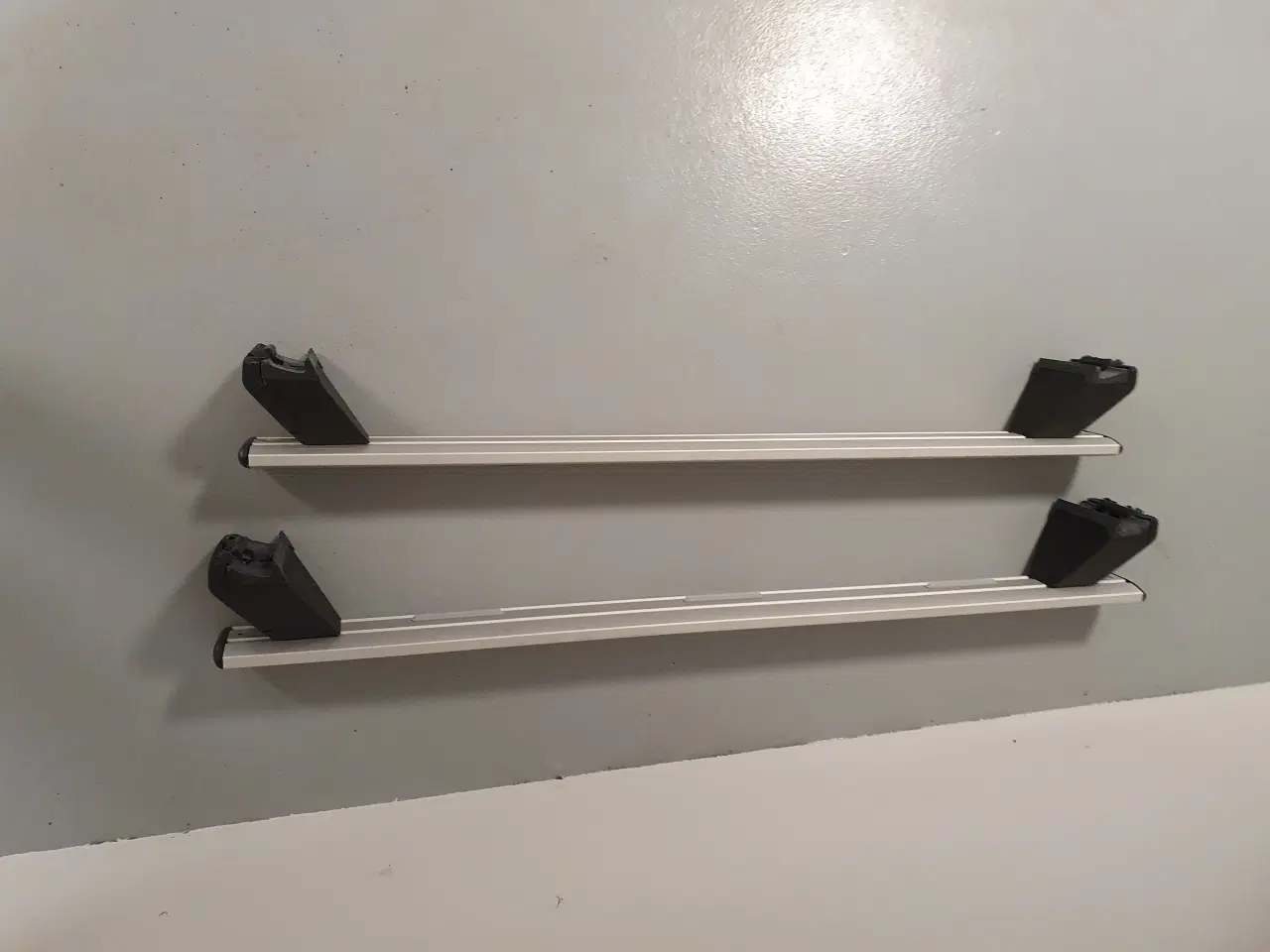 Billede 1 - Thule tagbøjler