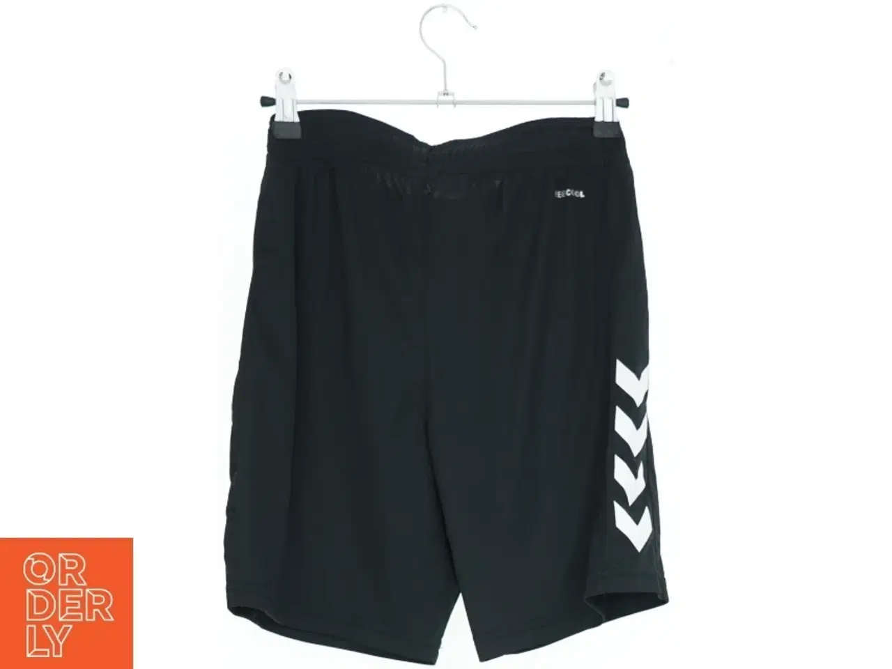 Billede 2 - Sportsshorts med hvidt zigzag-mønster fra Hummel (str. 164)