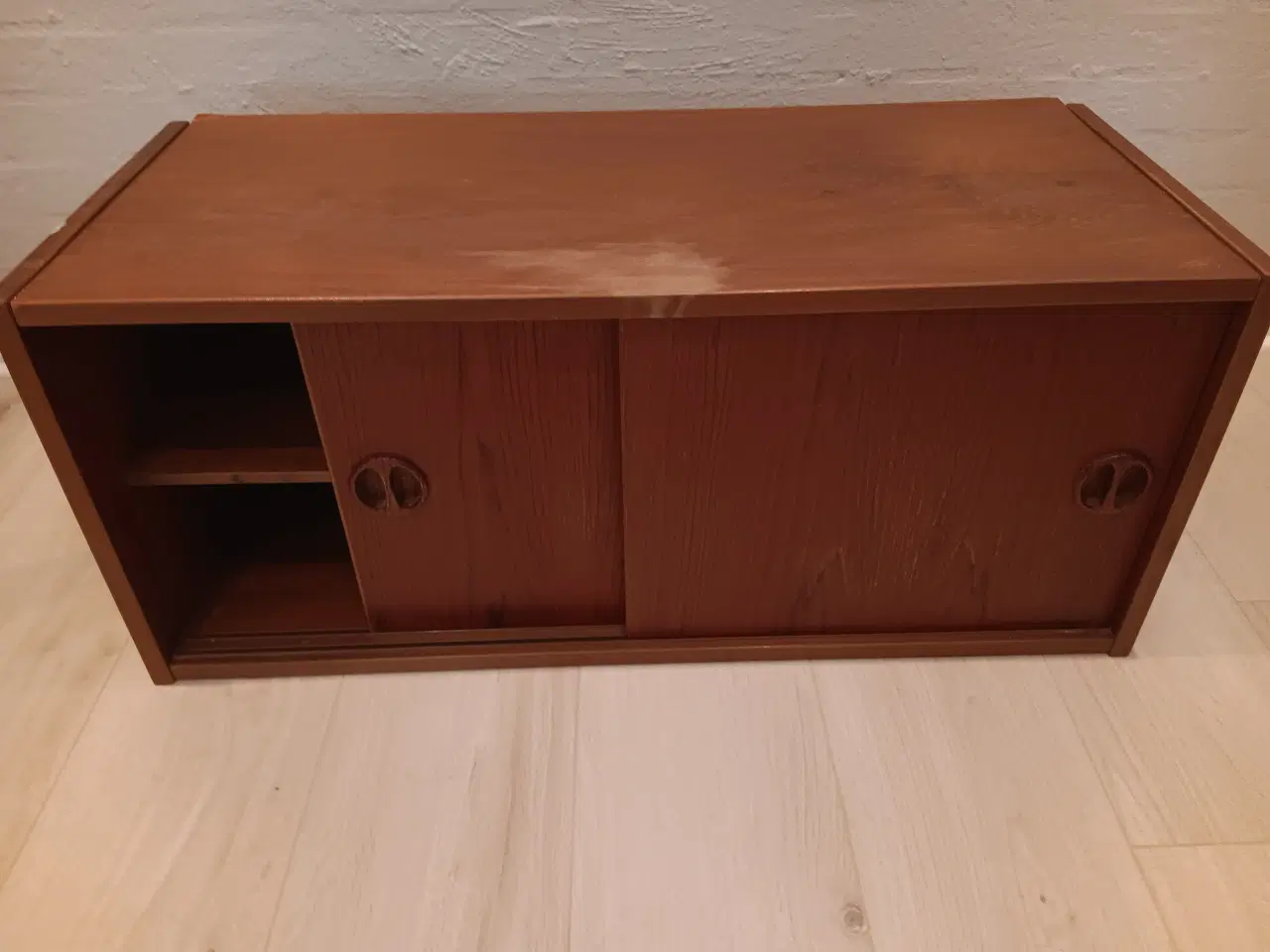 Billede 6 - Teak reolsystem m. ni hylder, et skab og en bladhy