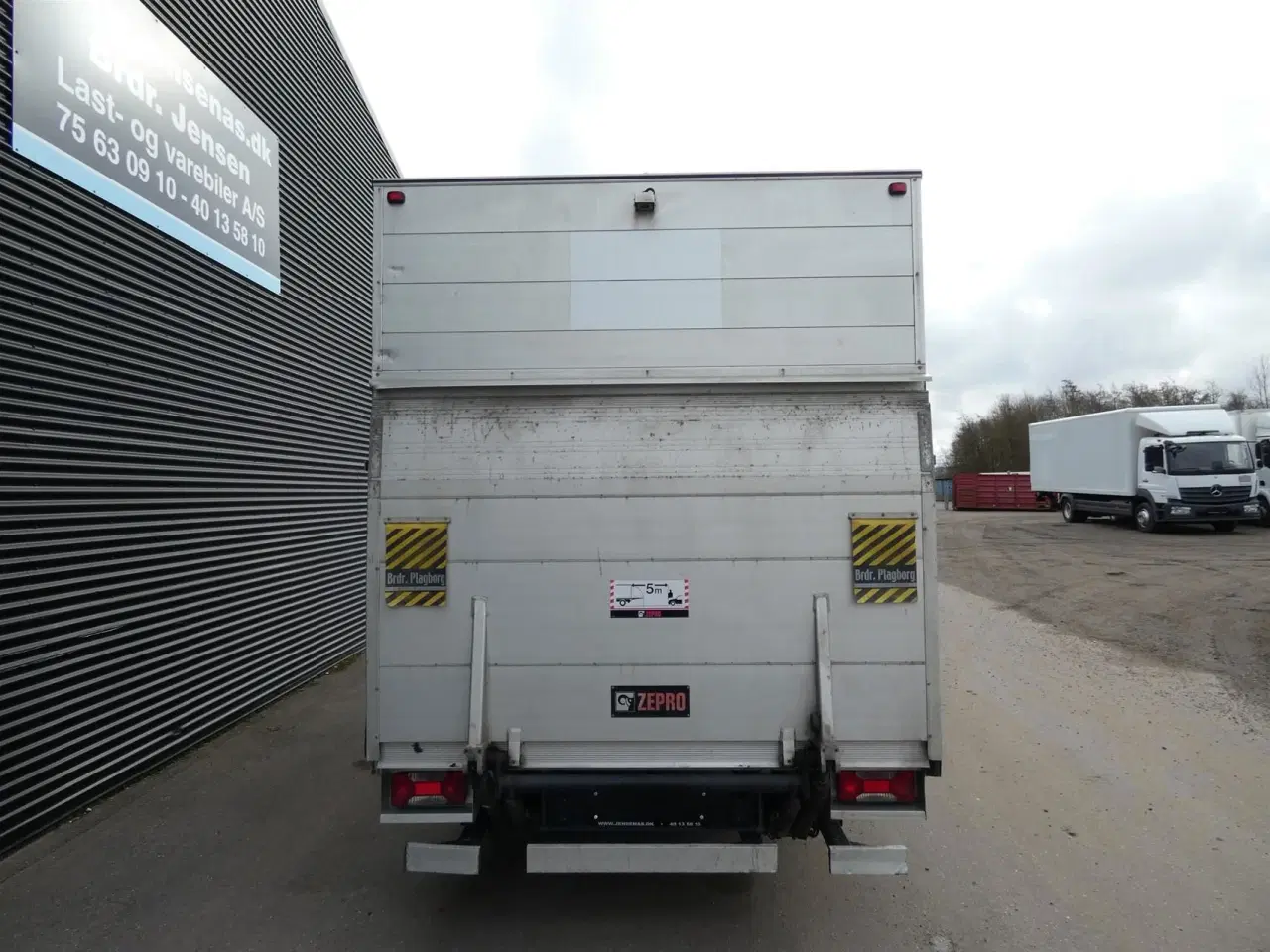 Billede 6 - Iveco Daily 35S14 Alu.kasse m./lift 2,3 D 136HK Ladv./Chas. Aut.