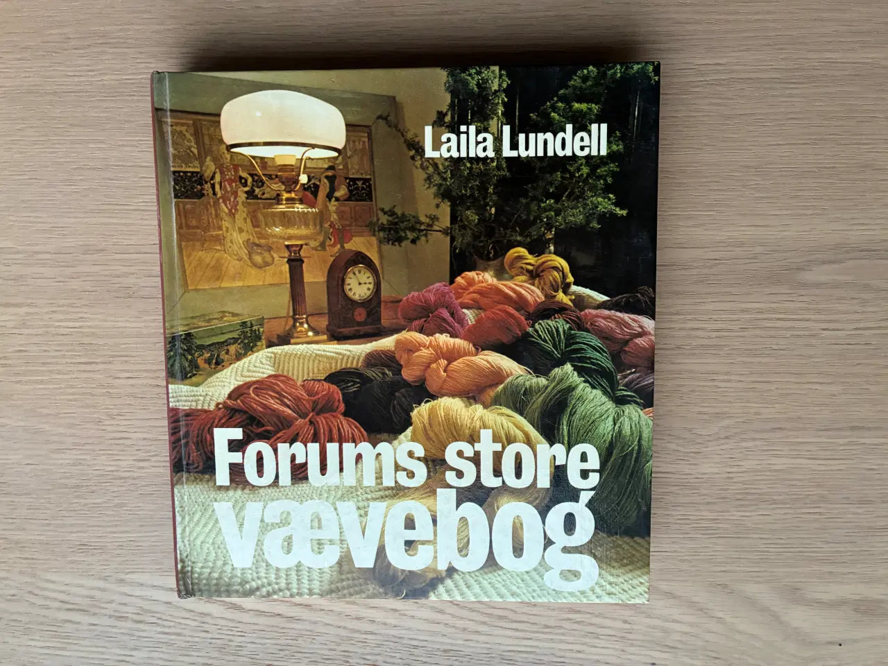 Billede 1 - Forums store vævebog af Laila Lundell