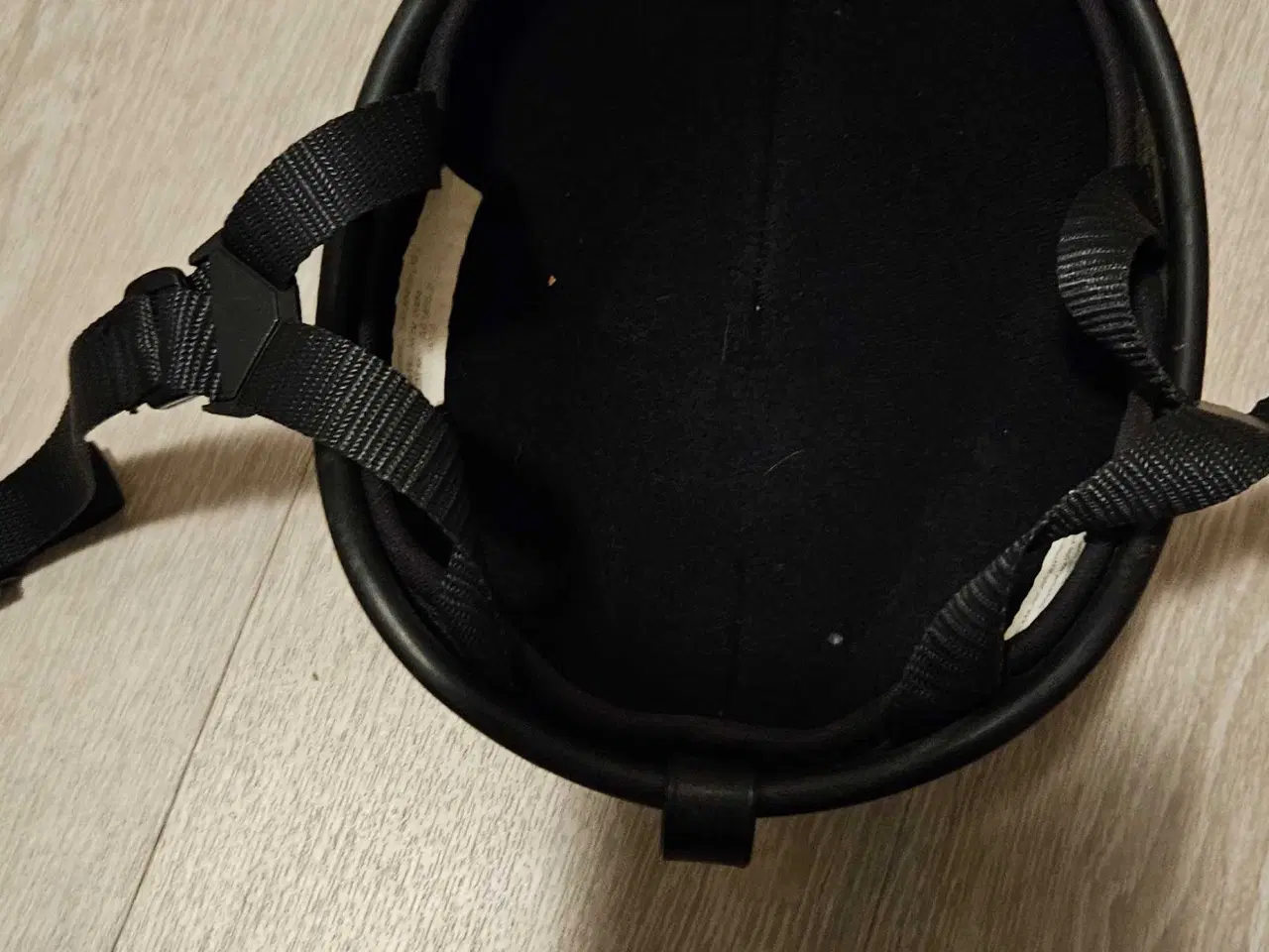 Billede 2 - Hjelm str XL , til brug eller samlere