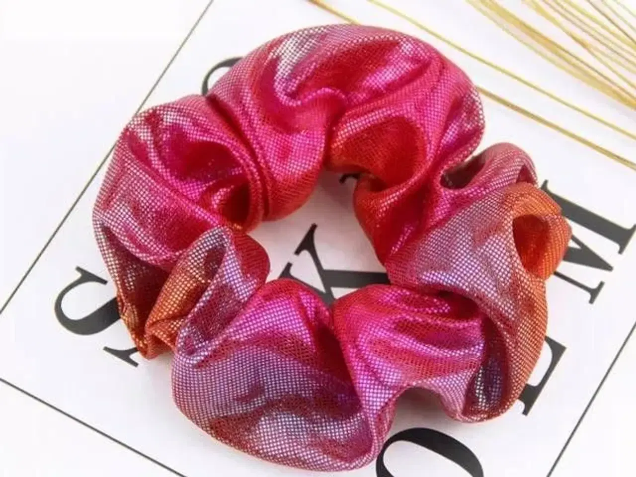 Billede 2 - Smuk scrunchie hårelastik med gradient glimmer ef 