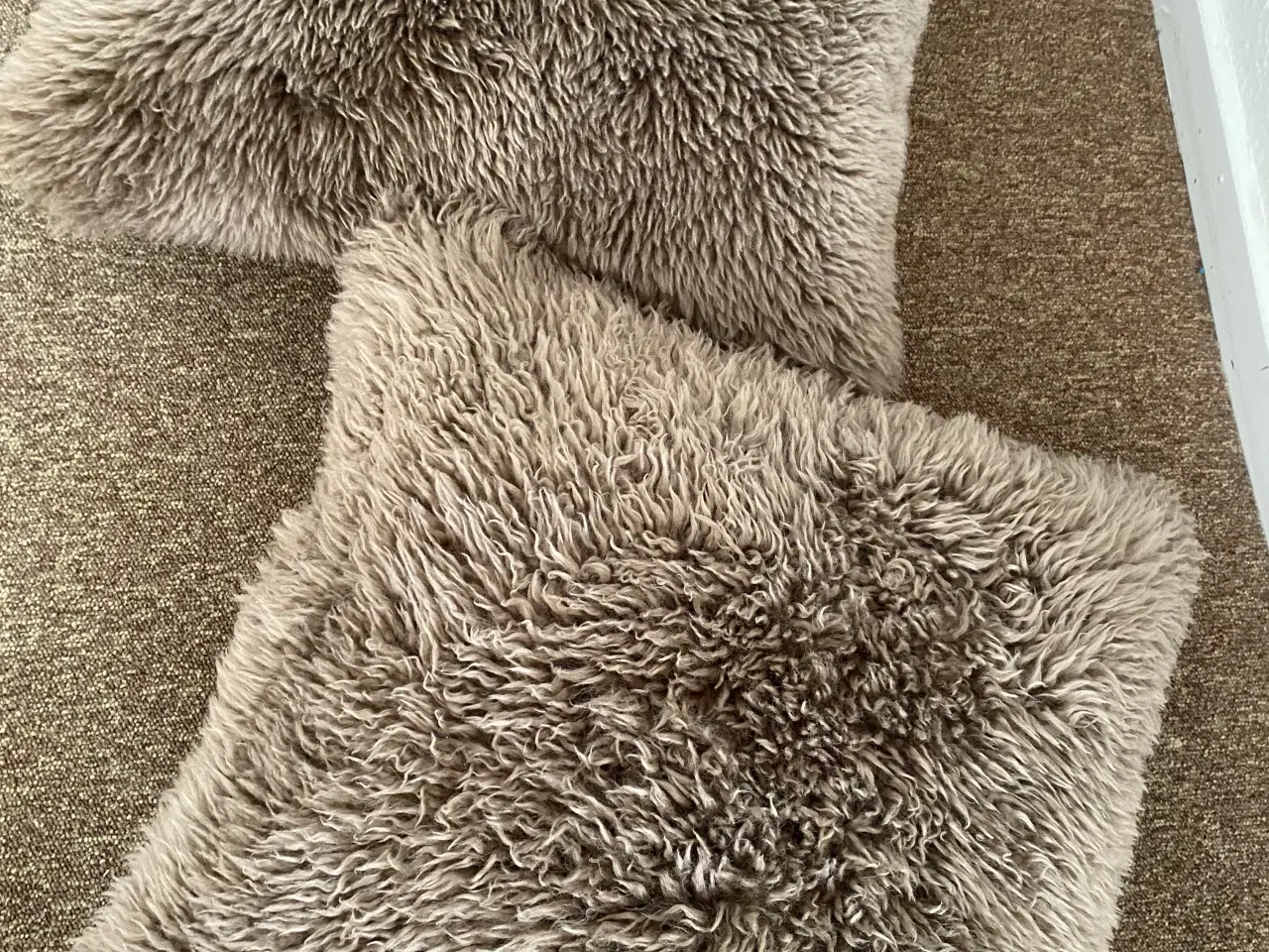 Billede 6 - Fine pyntepuder til salg (2 for 30 kr)